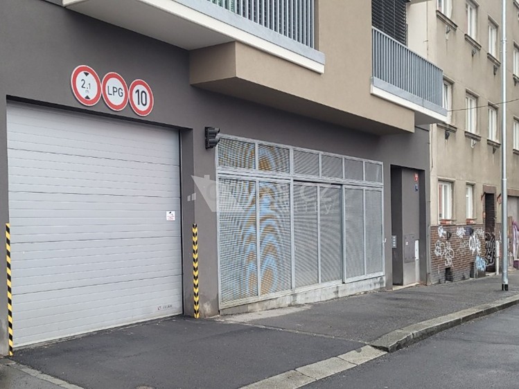 Pronájem garáže 20 m² - foto 2