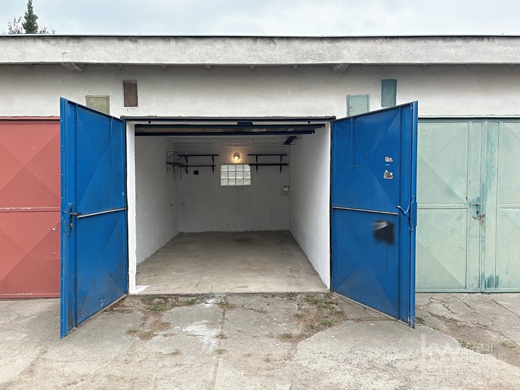 Pronájem garáže 17 m² - foto 1