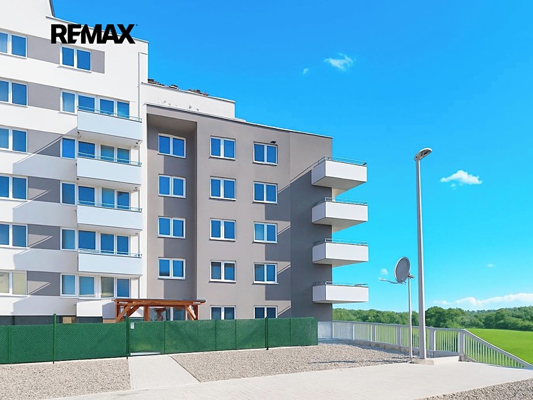 Pronájem garážového stání 16 m² - foto 3