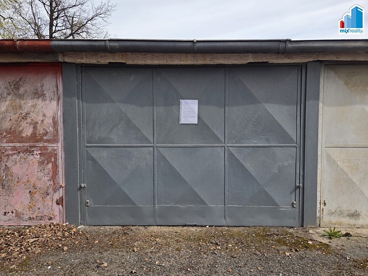 Pronájem garáže 18 m² - foto 1