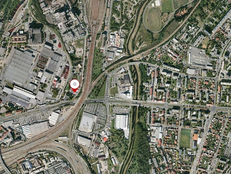 Pronájem garáže 18 m² - foto 8