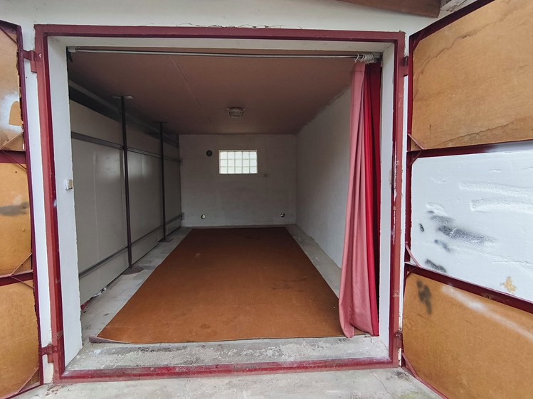 Pronájem garáže 36 m² - foto 3