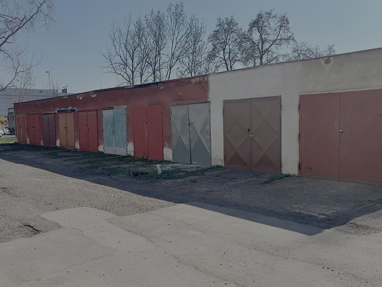 Pronájem garáže 17 m² - foto 1