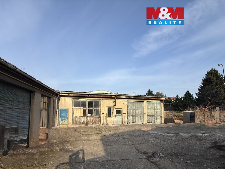Pronájem garáže 150 m² - foto 1