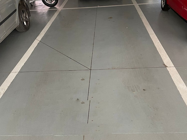 Pronájem garážového stání 12 m² - foto 3