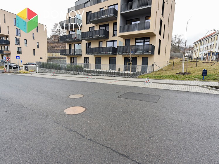 Pronájem specifického typu nemovitosti 12 m² - foto 1