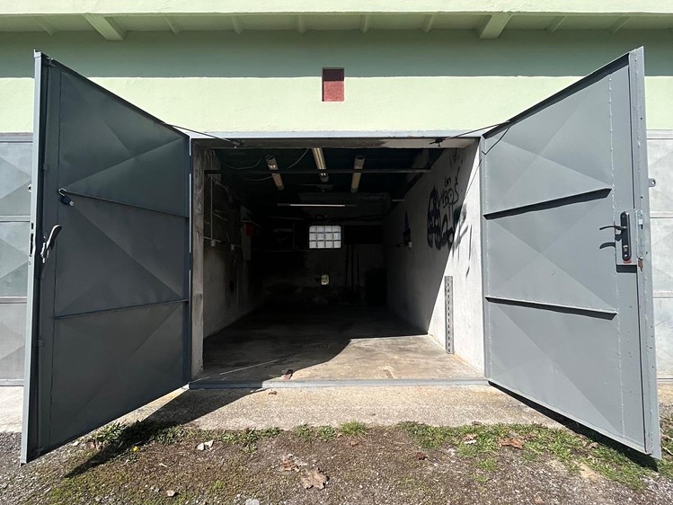 Pronájem garáže 18 m² - foto 1