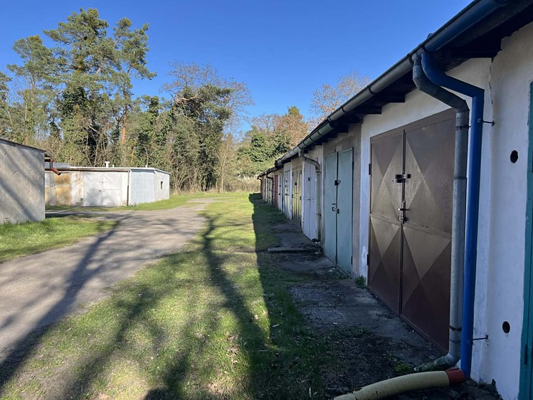 Pronájem garáže 18 m² - foto 5