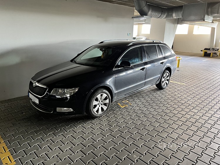 Pronájem garážového stání 15 m² - foto 2