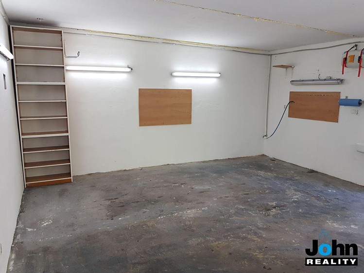 Pronájem garáže 40 m² - foto 3