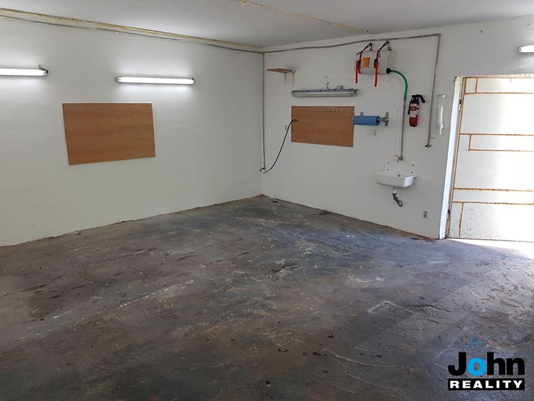 Pronájem garáže 40 m² - foto 5