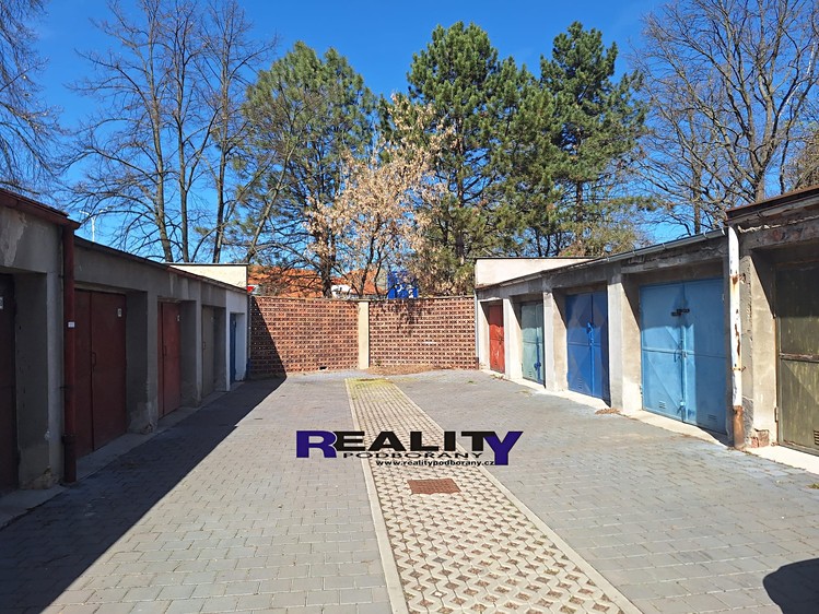 Pronájem garáže 18 m² - foto 1