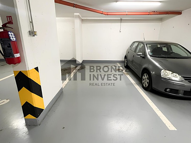 Pronájem garáže 14 m² - foto 1