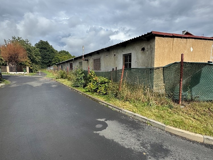 Pronájem garáže 374 m² - foto 2
