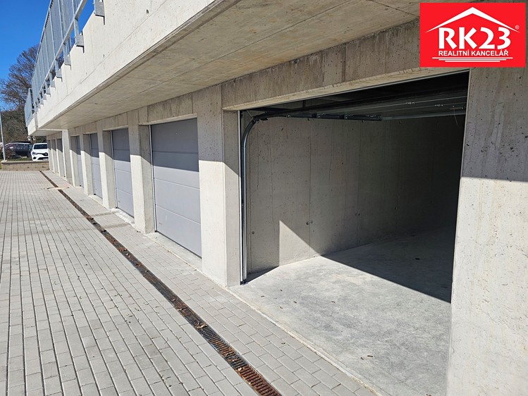 Pronájem garáže 19 m² - foto 1