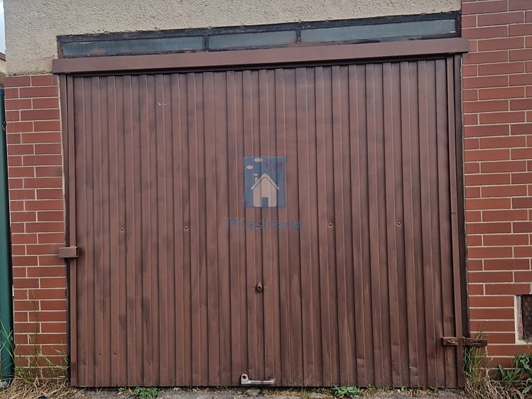 Pronájem garáže 26 m² - foto 1