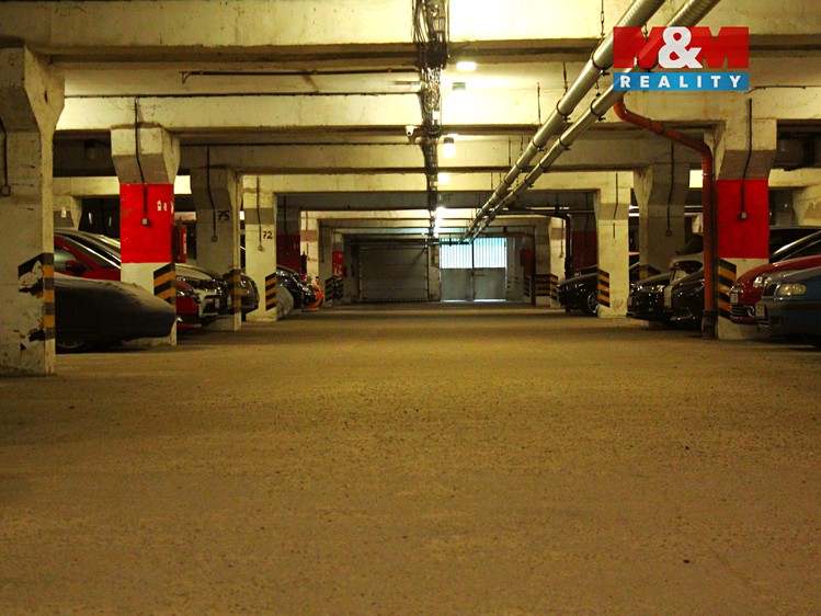 Pronájem garážového stání 12 m² - foto 3