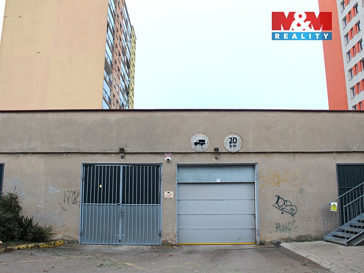 Pronájem garážového stání 12 m² - foto 5