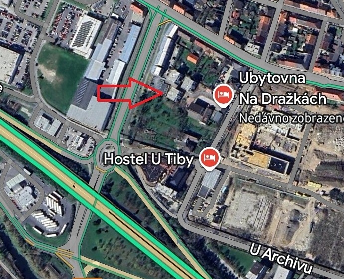 Pronájem garáže 12 m² - foto 1