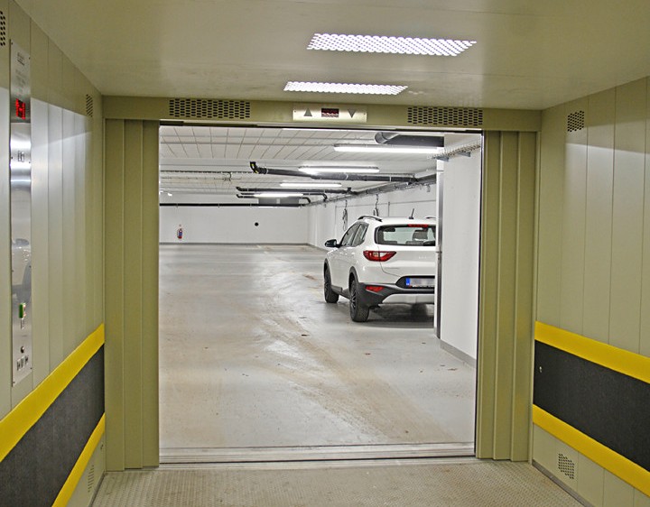 Pronájem garážového stání 13 m² - foto 8