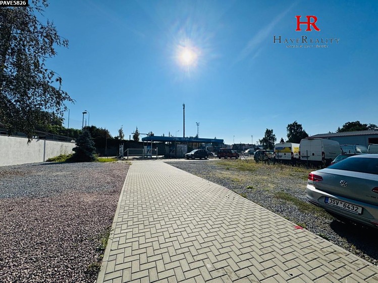 Pronájem garáže 15 m² - foto 1