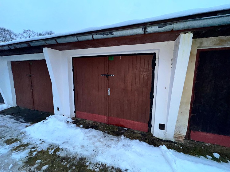 Pronájem garáže 21 m² - foto 1