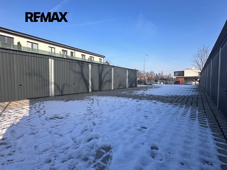 Pronájem garáže 18 m² - foto 5