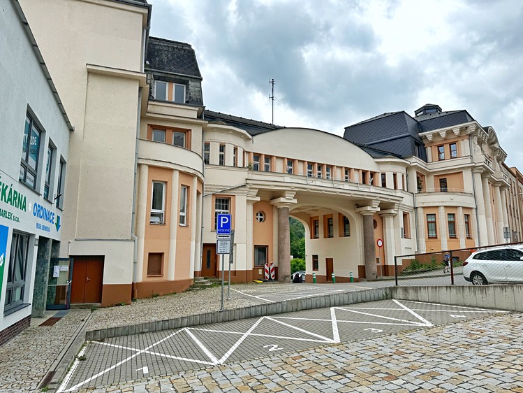 Pronájem garážového stání 13 m² - foto 5