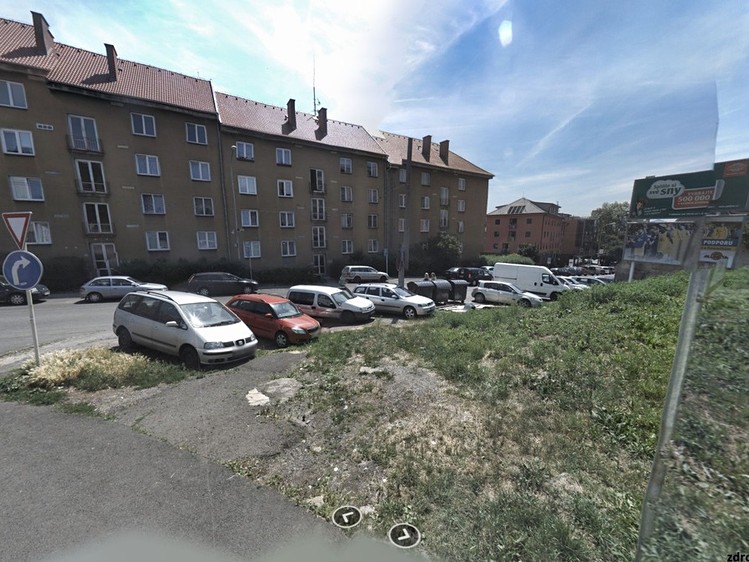 Pronájem garážového stání 12 m² - foto 2
