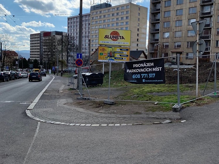 Pronájem garážového stání 12 m² - foto 3