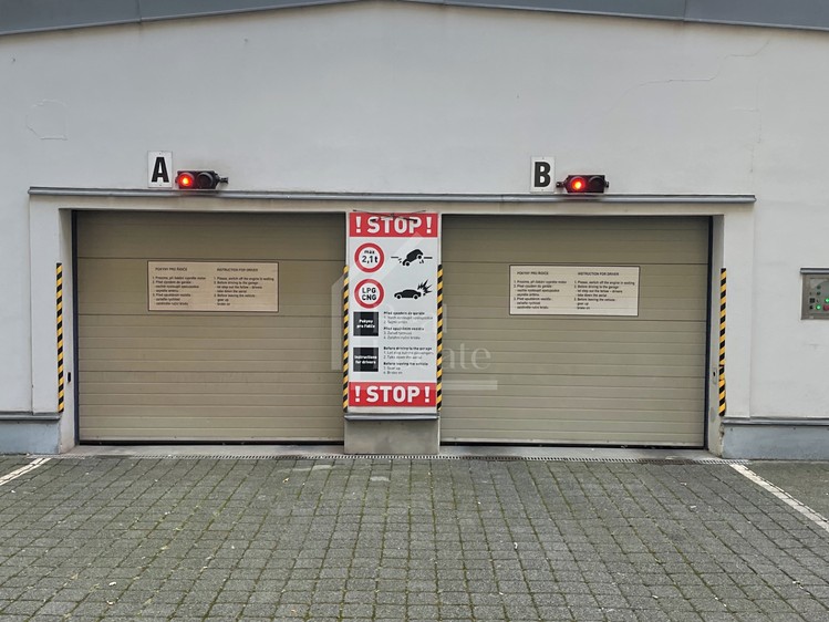 Pronájem garáže 10 m² - foto 4