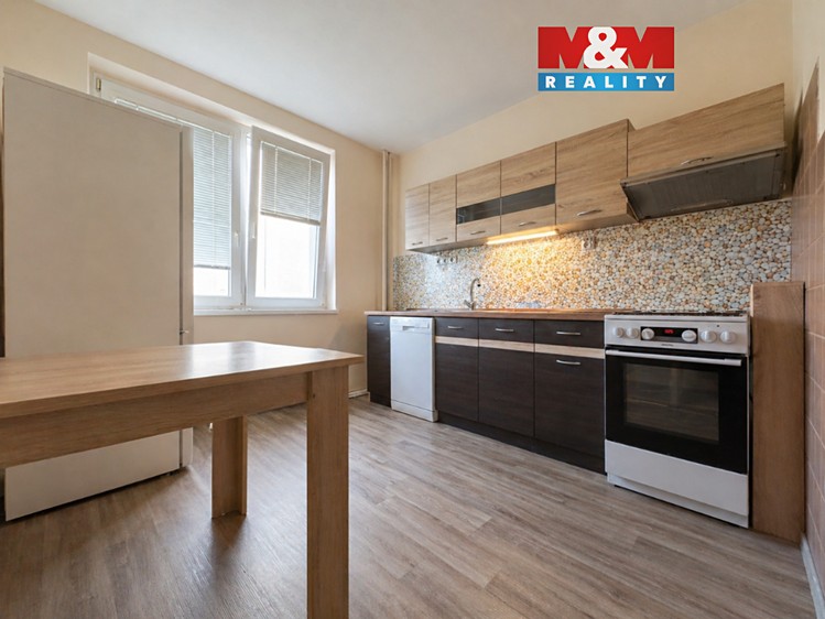 Prodej bytu 4+1 80 m² - foto 1