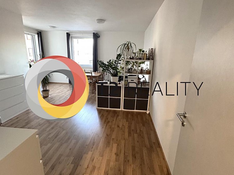 Prodej bytu 2+kk 60 m² (Jednopodlažní) - foto 2