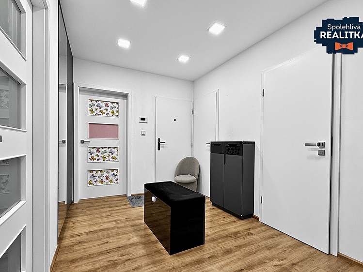 Prodej bytu 4+kk 88 m² - foto 8