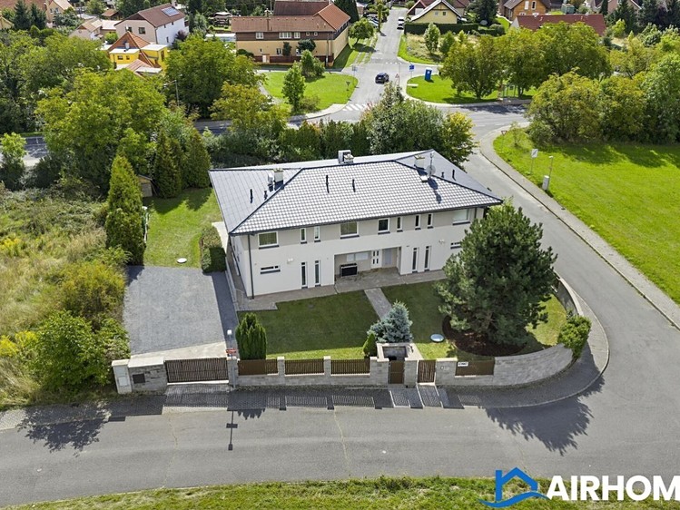 Prodej bytu 4+kk 101 m² - foto 3