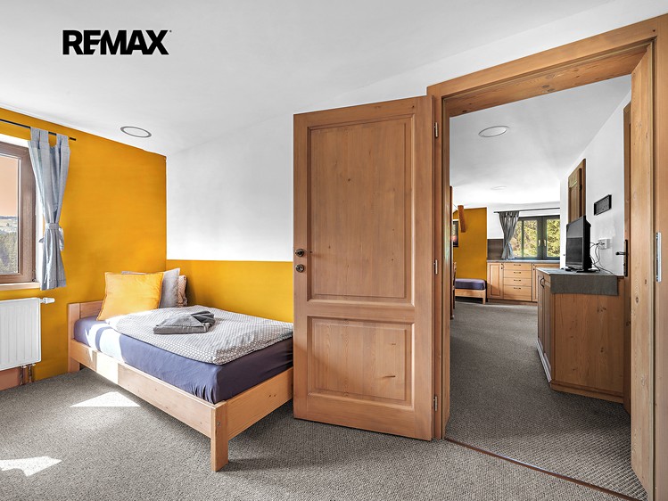 Prodej bytu 2+kk 43 m² (Podkrovní) - foto 7