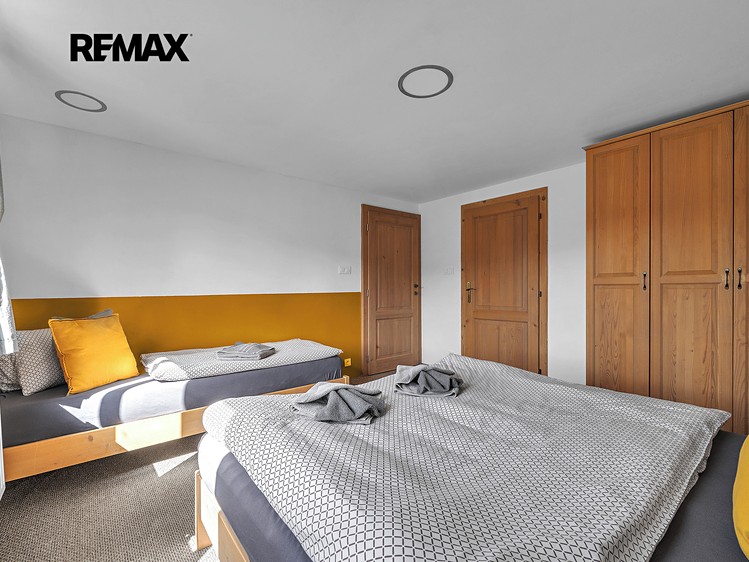 Prodej bytu 2+kk 43 m² (Podkrovní) - foto 6