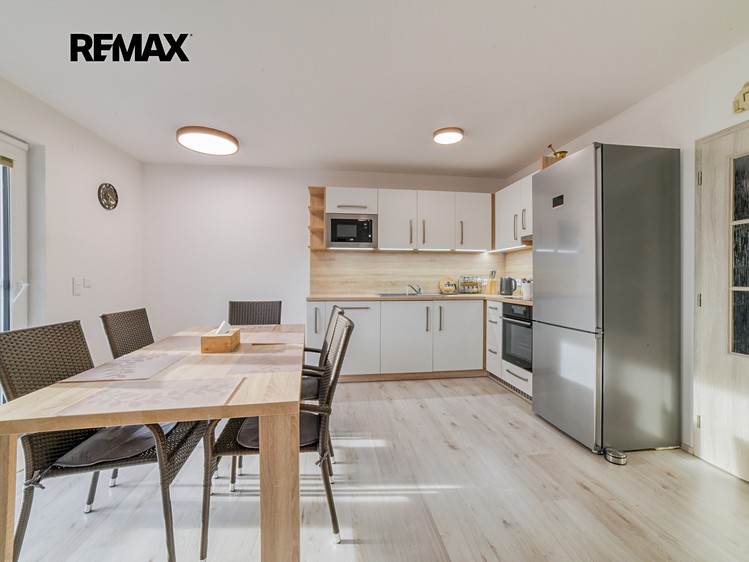 Prodej bytu 4+kk 86 m² (Mezonet) - foto 4