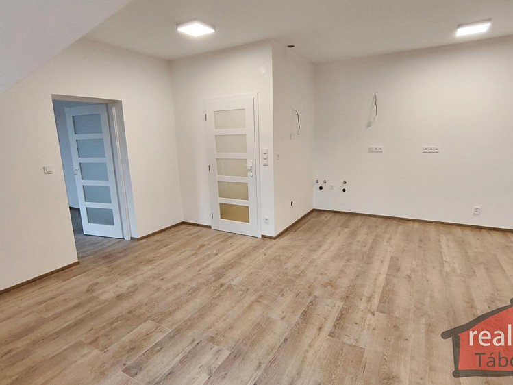 Prodej bytu 2+kk 60 m² - foto 3