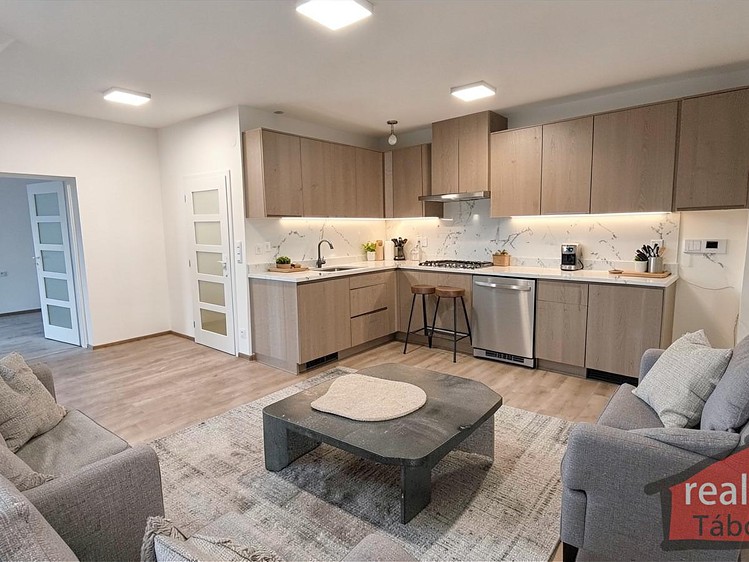 Prodej bytu 2+kk 60 m² - foto 1