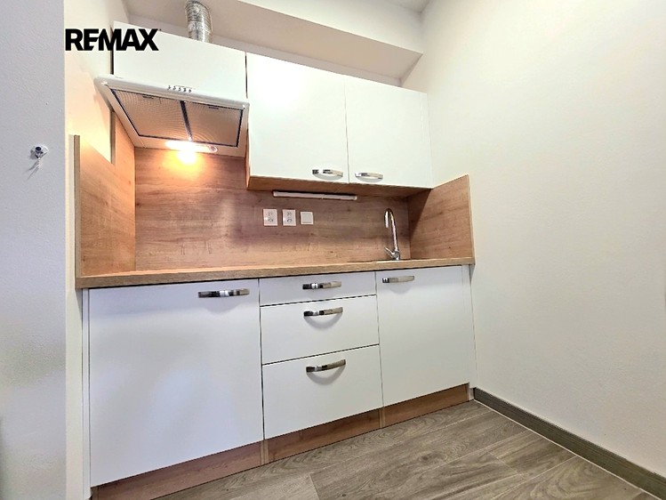 Prodej bytu 1+kk 41 m² - foto 3