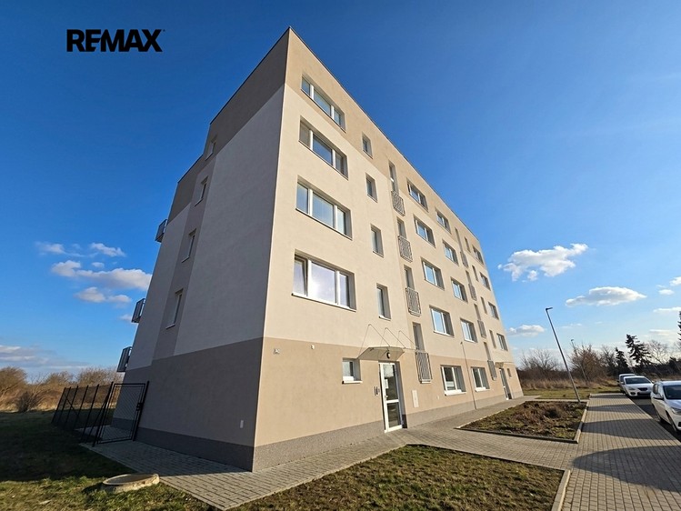 Prodej bytu 1+kk 41 m² - foto 1