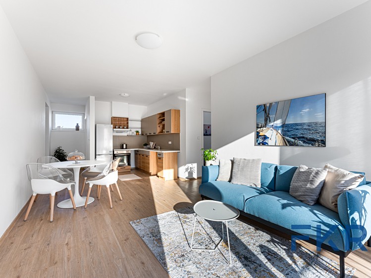 Prodej bytu 3+kk 74 m² - foto 1