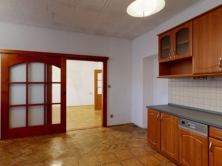 Pronájem bytu 3+kk 74 m² - foto 3