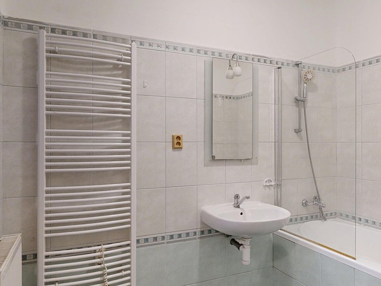Pronájem bytu 3+kk 74 m² - foto 8