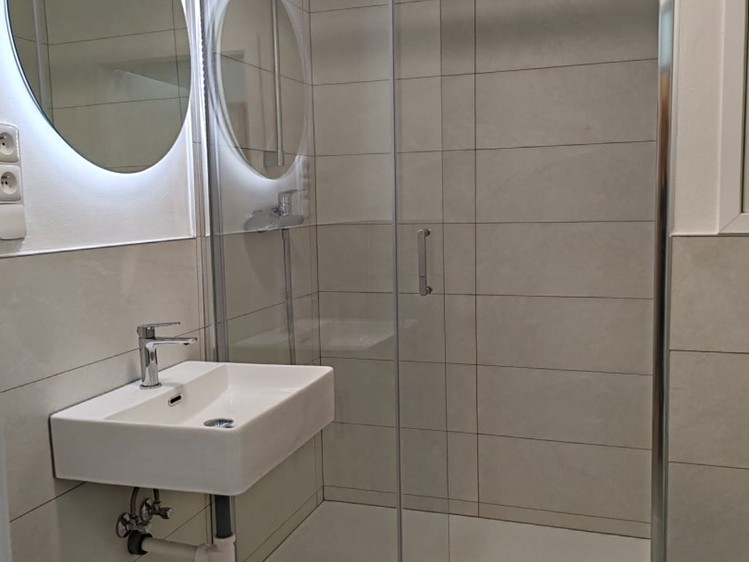 Pronájem bytu 3+kk 68 m² - foto 4