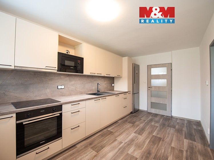 Pronájem bytu 2+1 58 m² - foto 1