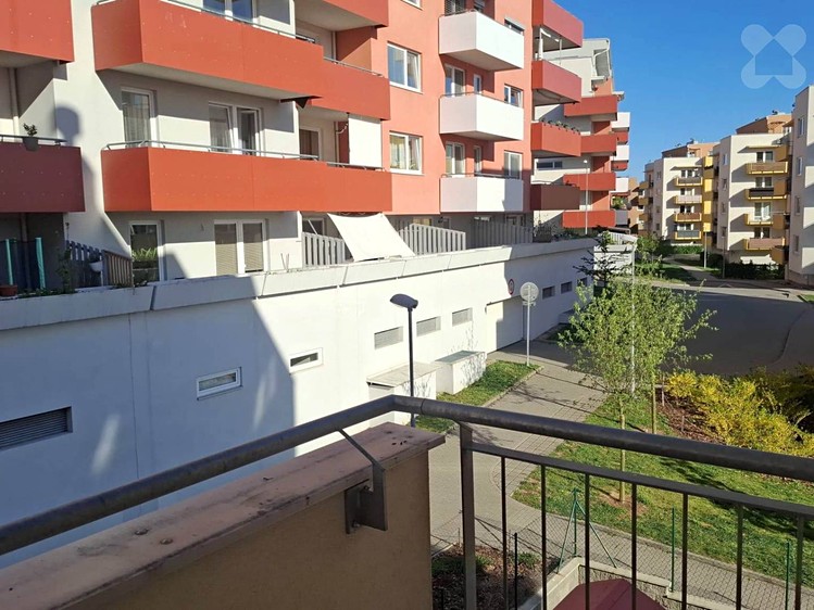 Pronájem bytu 2+kk 48 m² - foto 4