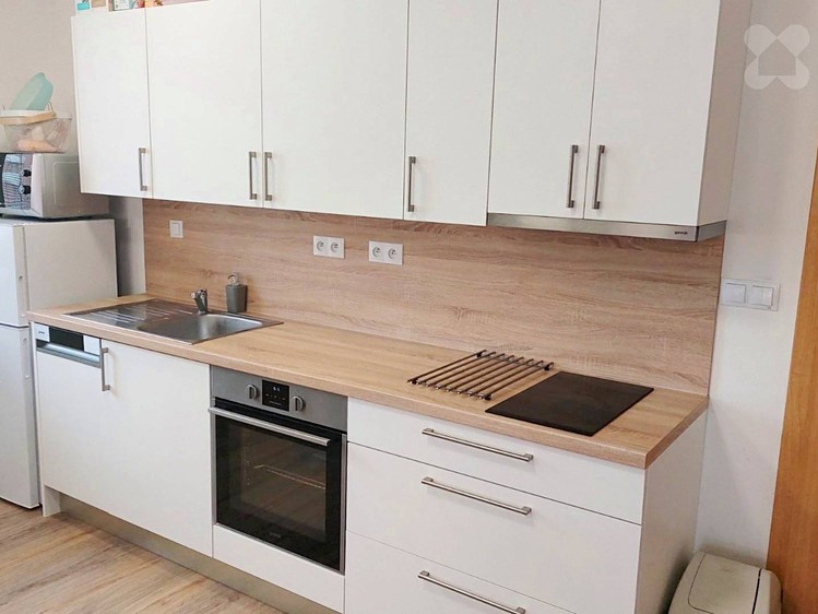 Pronájem bytu 2+kk 48 m² - foto 1