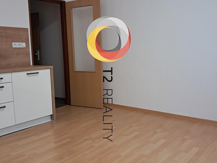 Pronájem bytu 1+kk 20 m² (Jednopodlažní) - foto 3